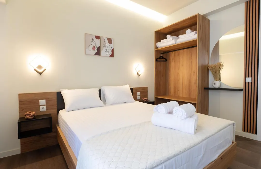 Modern Rooms Exarchia-1