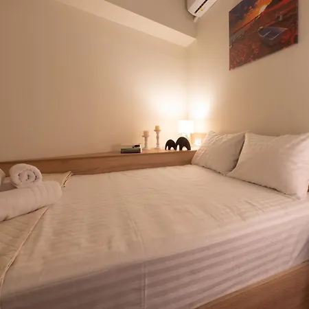 Modern Rooms Exarchia-2